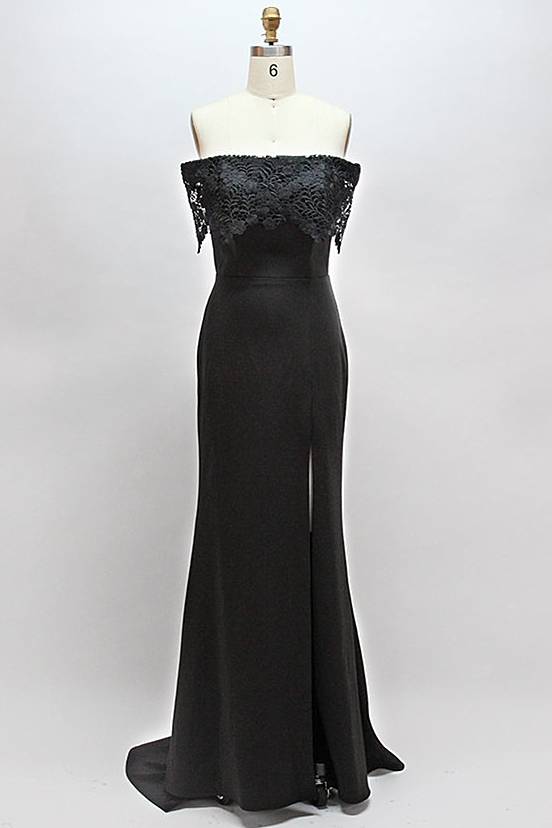 Black Lace Off-the Shoulder Long Bridesmaid Dress with Slit FancyVestido Black Lace Off-the Shoulder Long Bridesmaid Dress with Slit FancyVestido