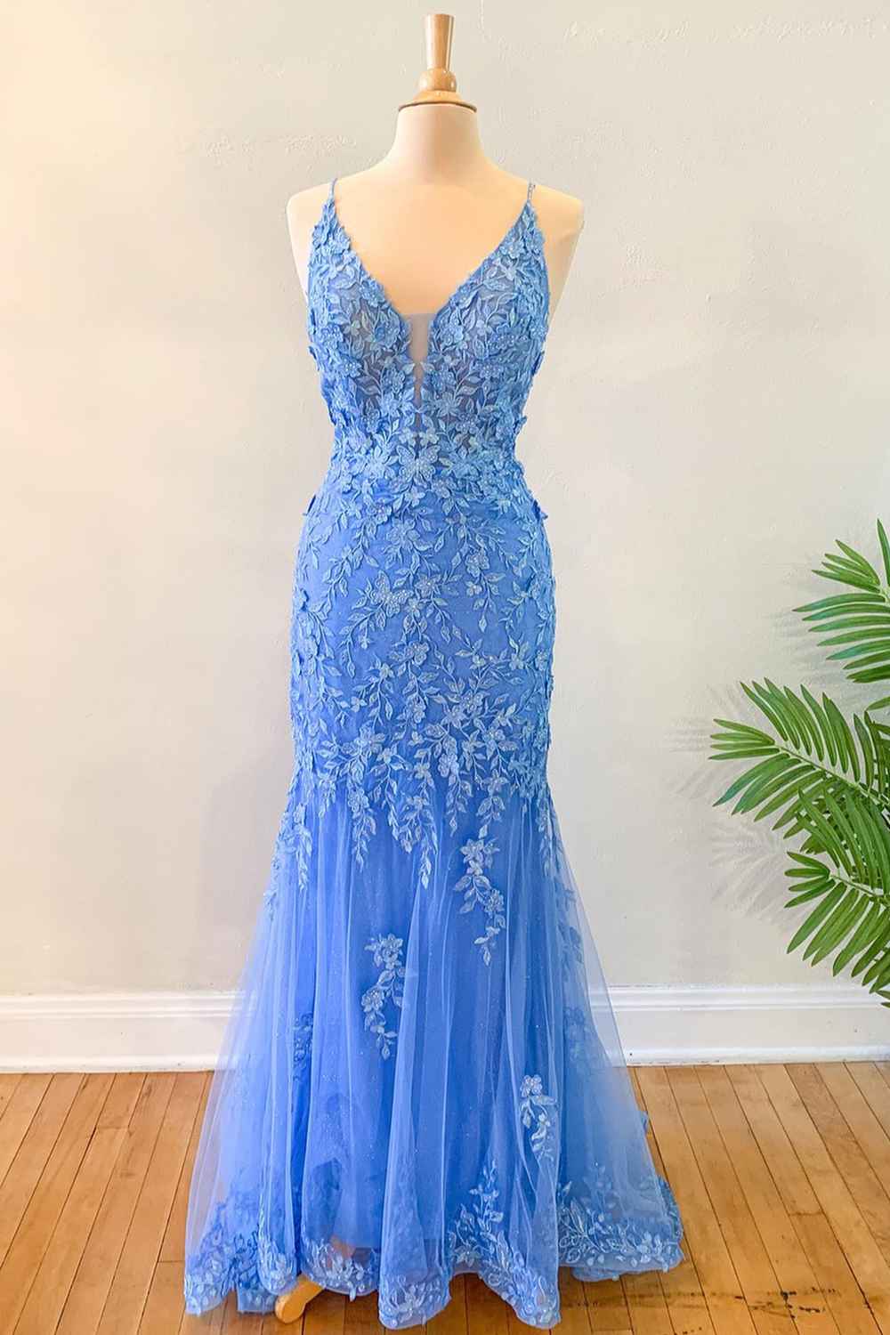 Mermaid Sky Blue Tulle Long Formal Dress with Appliques